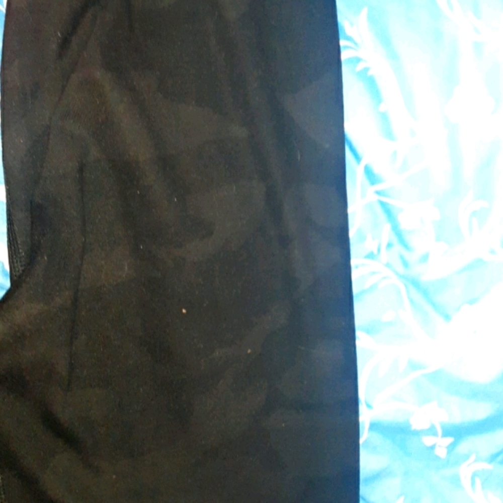 Black camo black leggings